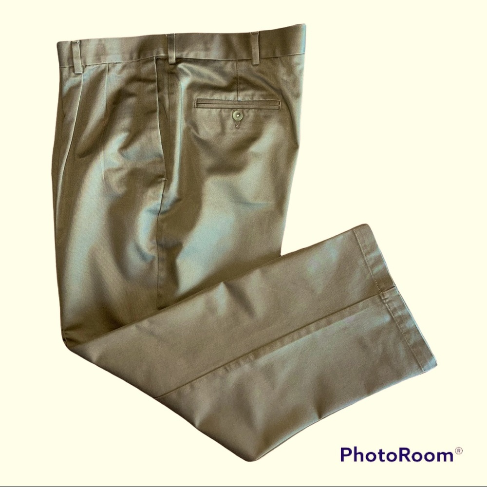 Haggar Dark Tan Twill Classic Fit Dress Pants 42 x 30